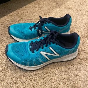 New Balance Sneakers. Slip resistant